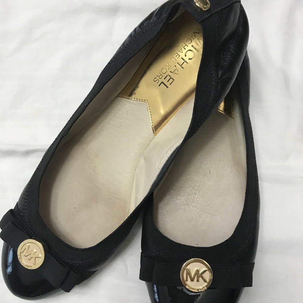 Michael Kors flat shoes size 7 1/2